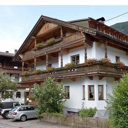 Apartamento Haus Gaisberger Mayrhofen Exterior foto